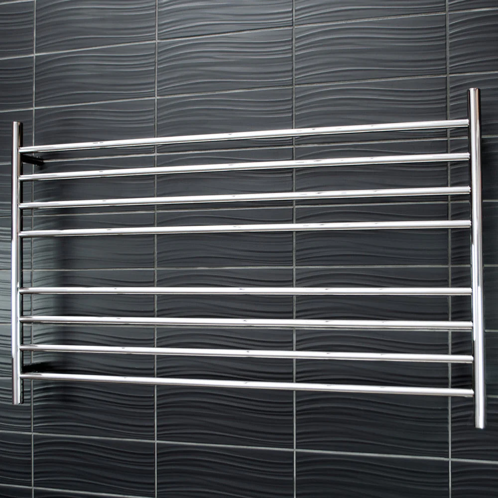 Radiant Heated Round Ladder 1300 x 750mm - Mirror Polished