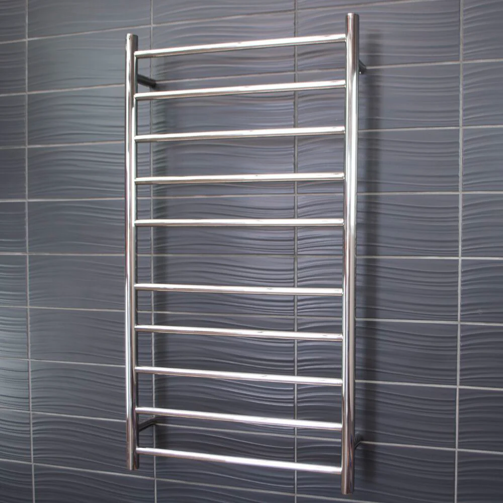 Radiant Heated Round Ladder 600 x 1100mm - Mirror Polished