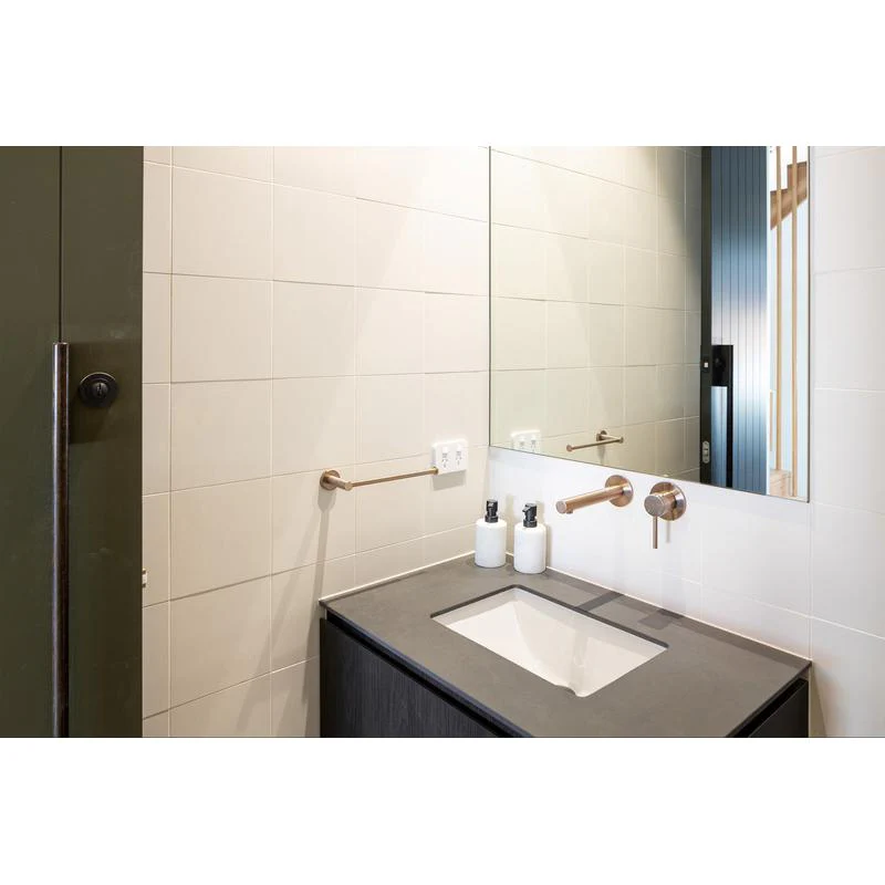 Meir Round Guest Towel Rail - Champagne - Image 5