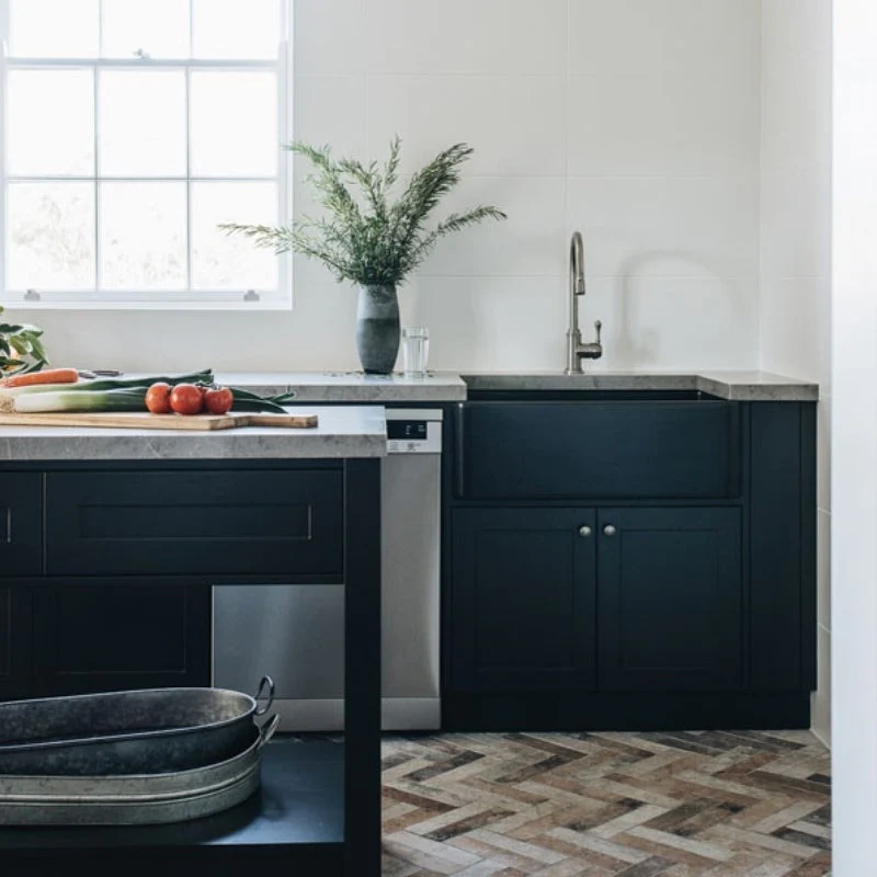 Turner Hastings Novi 750mm Fireclay Butler Sink - Black Matte - Image 5
